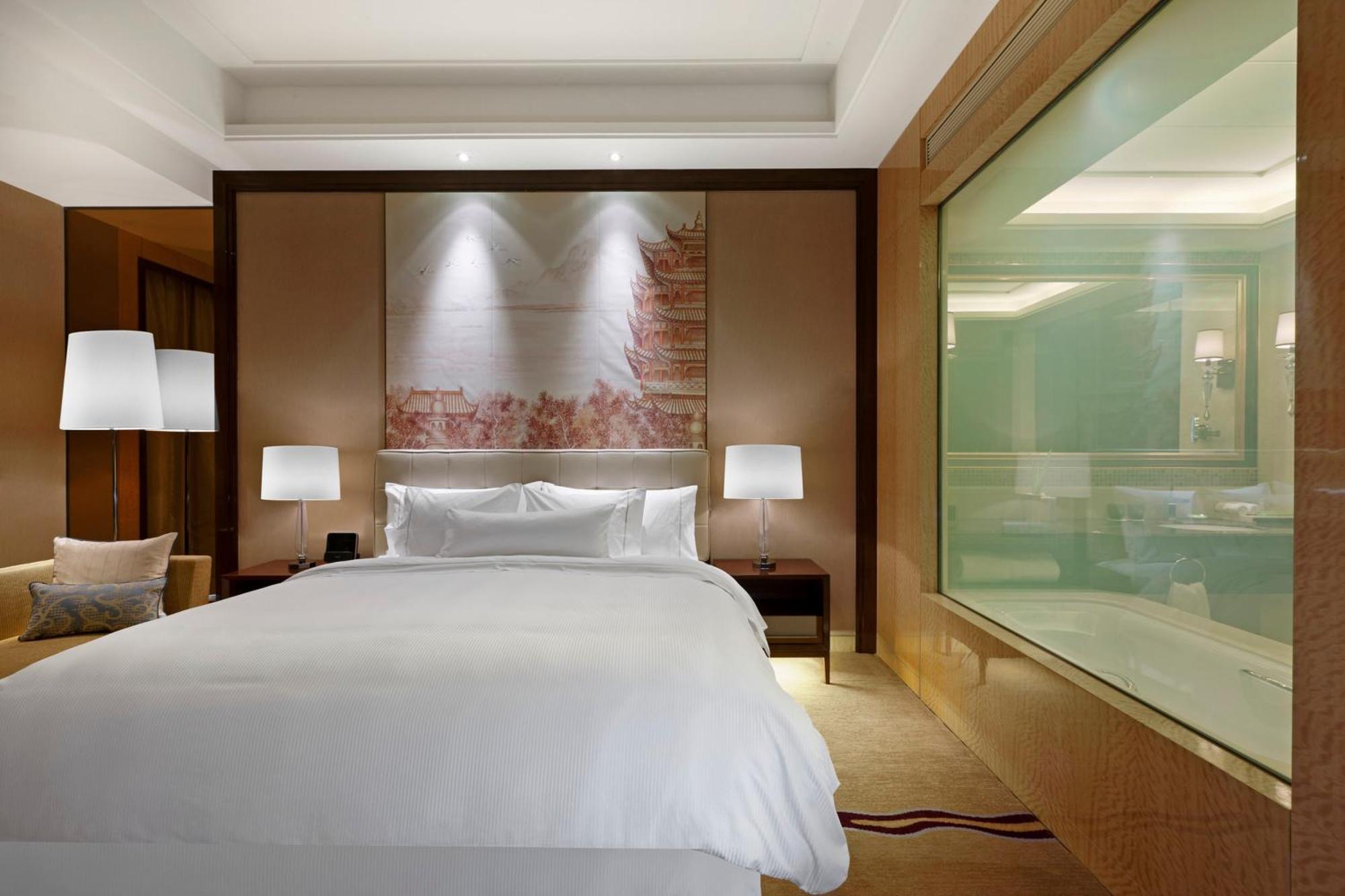 The Westin Wuhan Wuchang Екстер'єр фото